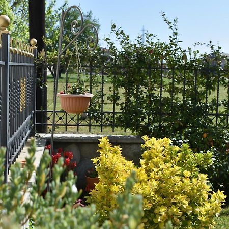 Poe Home Trikala ภายนอก รูปภาพ