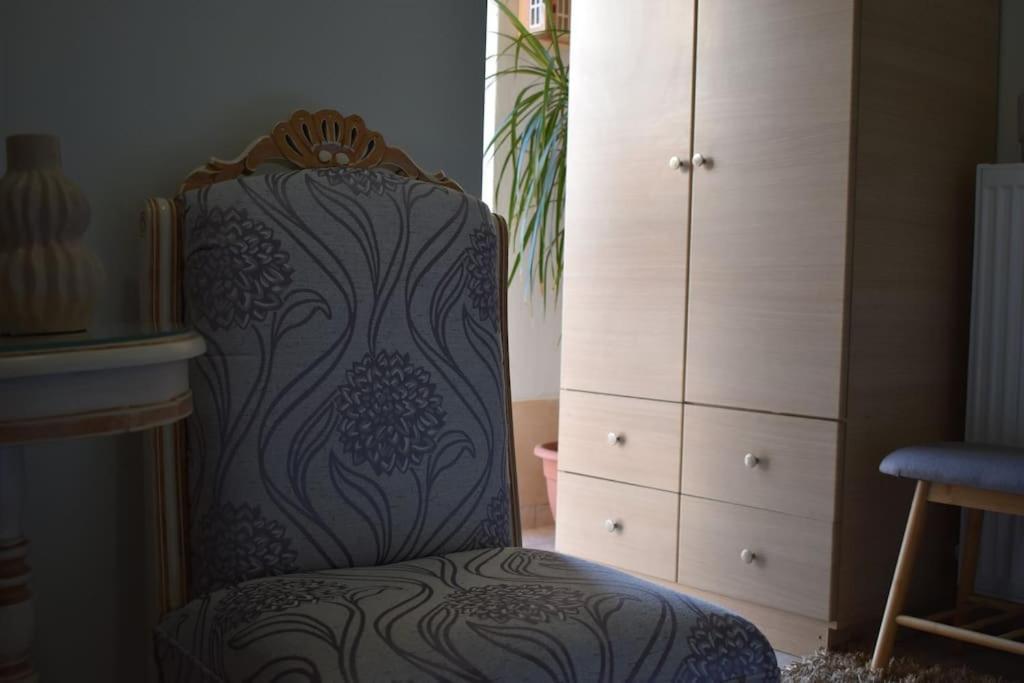 Poe Home Trikala ภายนอก รูปภาพ